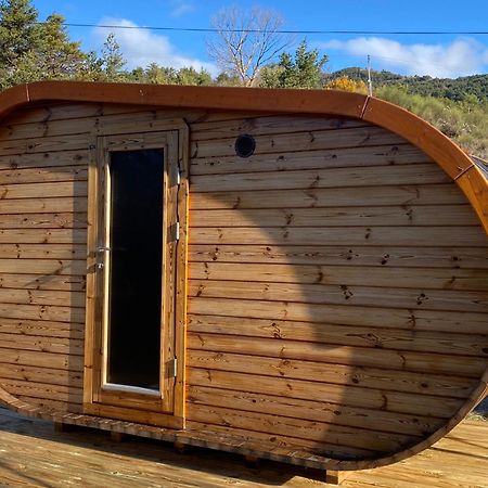 Camping Les Hauts De Rosans Bagian luar foto